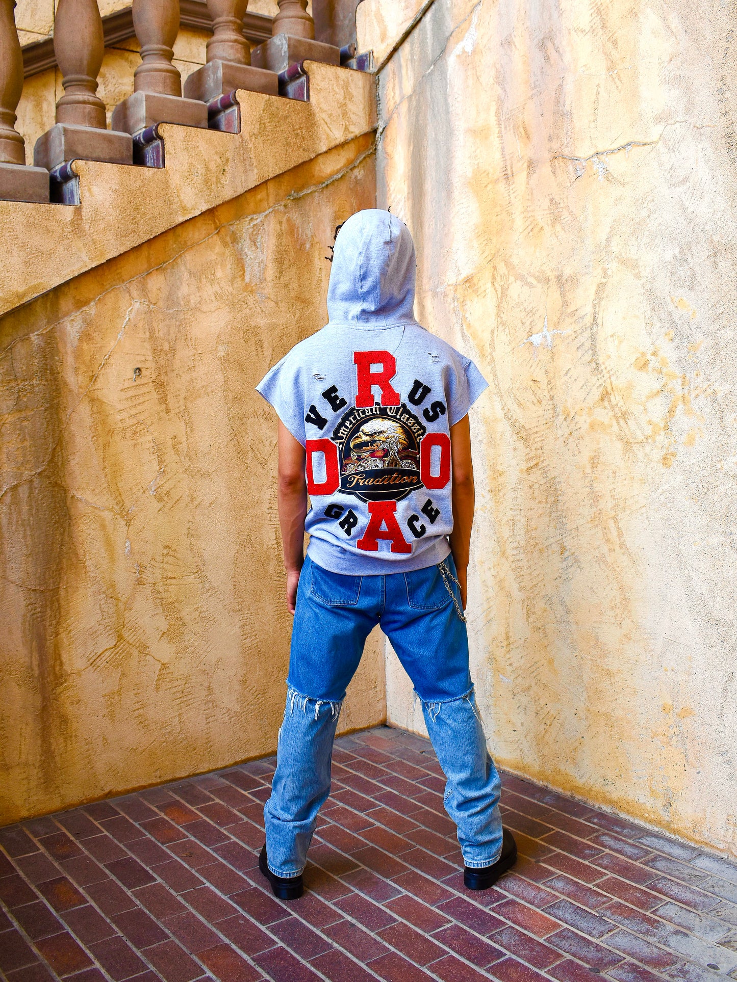 HEATHER GREY "OFF ROAD" SLEEVELESS ZIP-UP