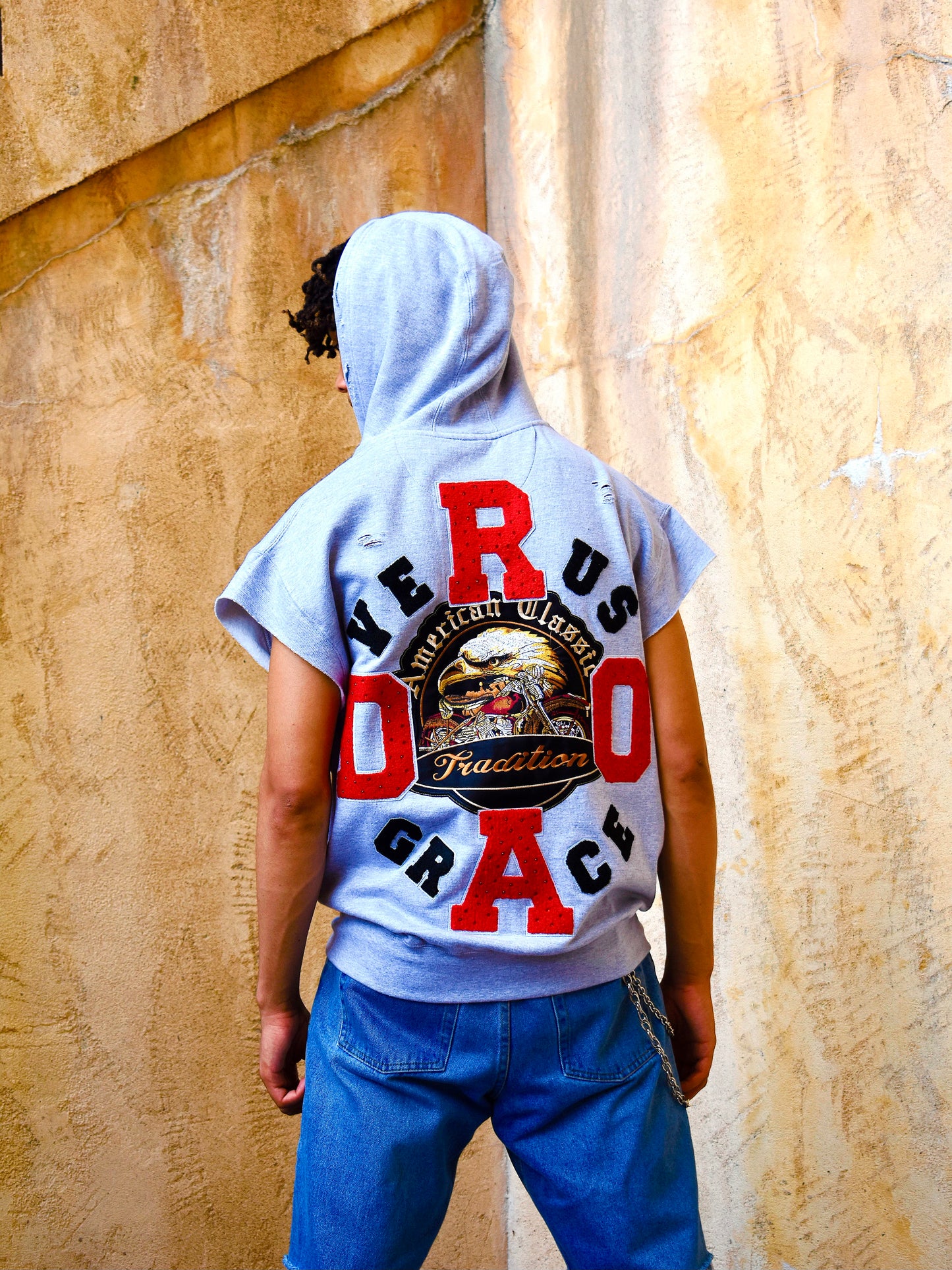 HEATHER GREY "OFF ROAD" SLEEVELESS ZIP-UP
