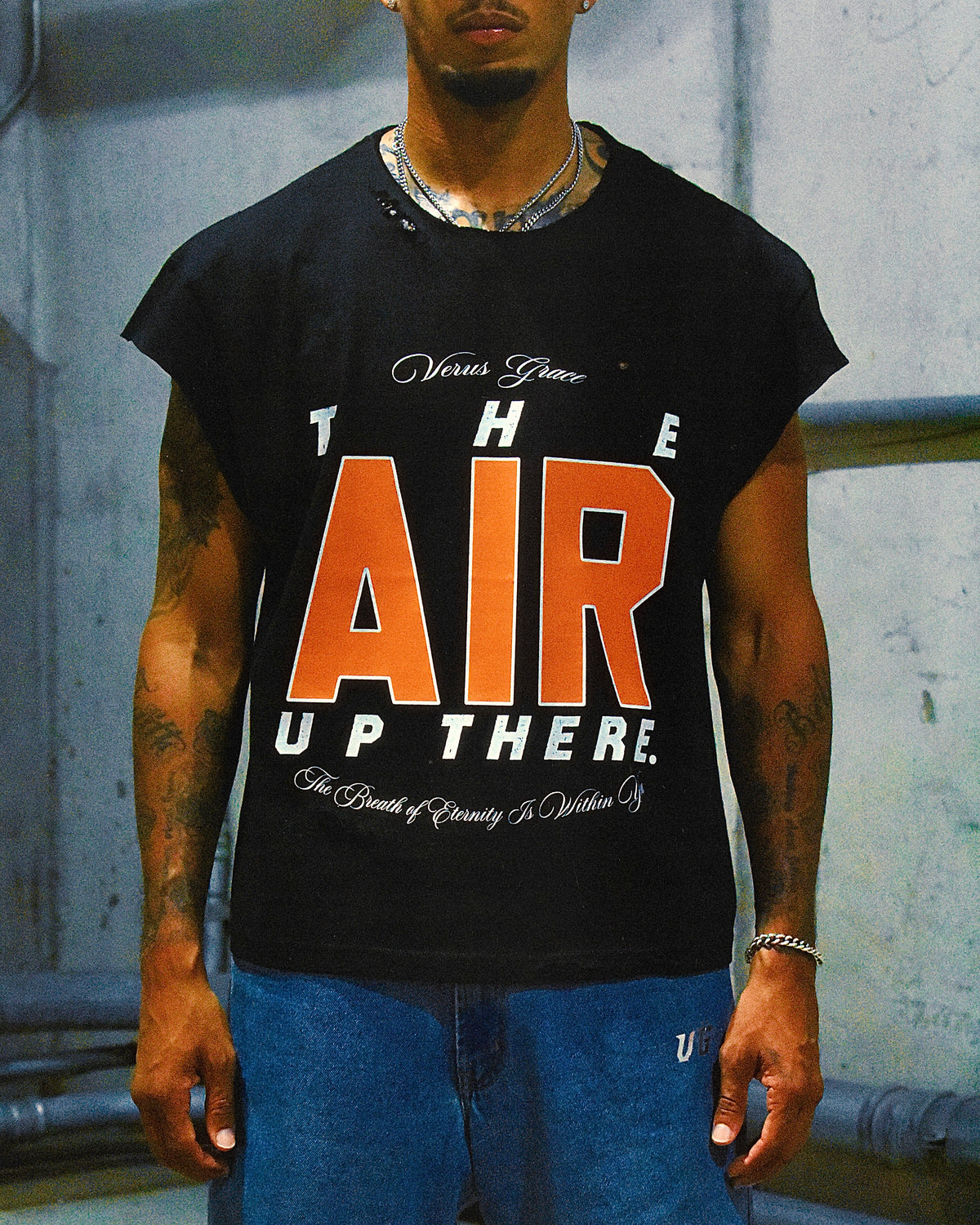 BLACK "AIR UP THERE" SLEEVELESS TEE